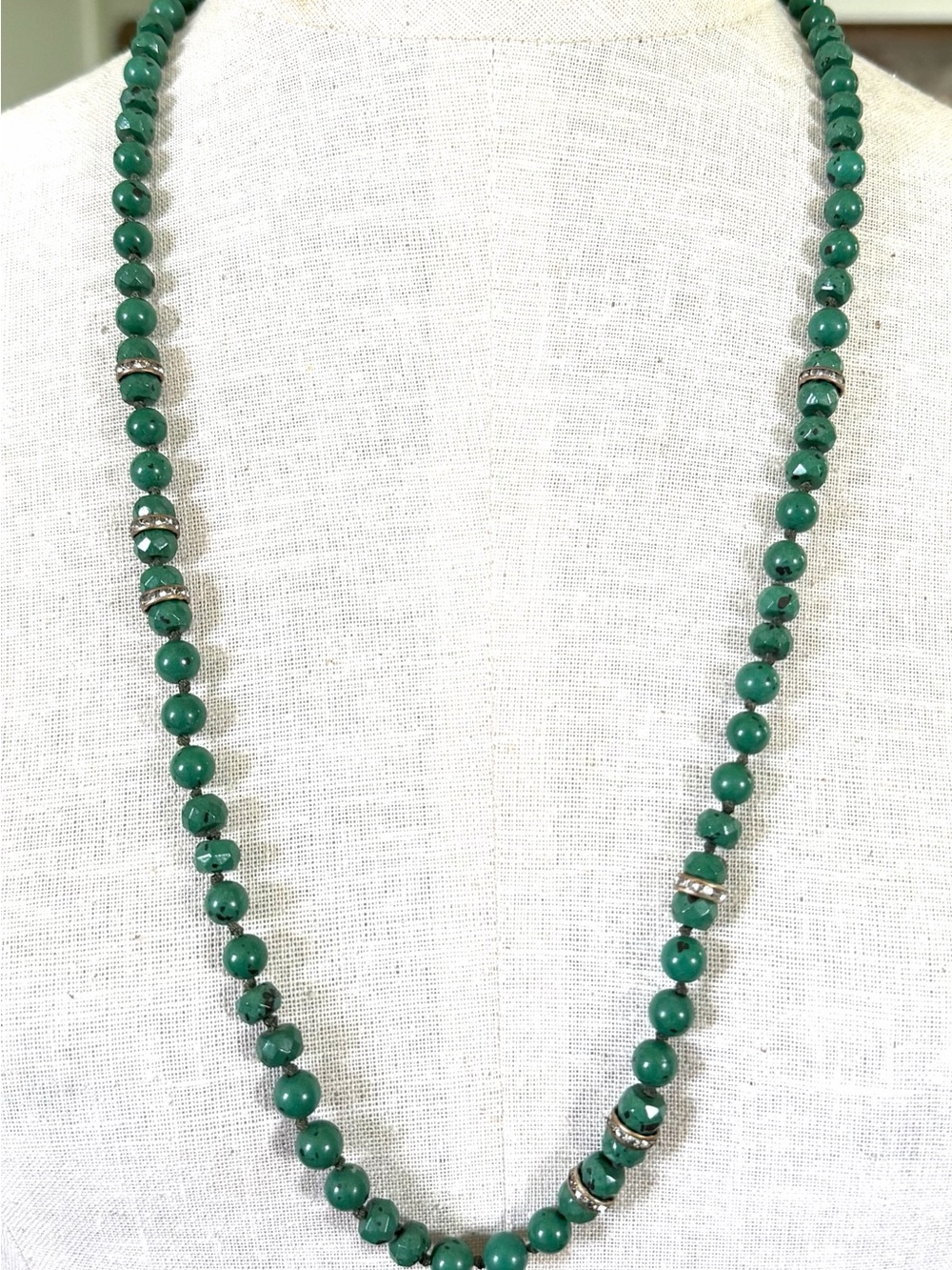 J Crew Art Deco Style Green Beaded Long Necklace Hand Knotted